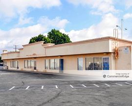 Midway Plaza Shopping Center