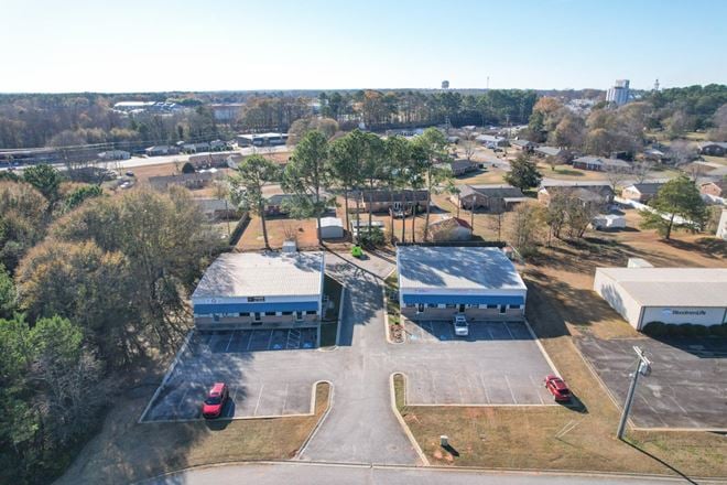 High-Visibility Flex Space Near I-85 | 1,200–7,200 SF Available