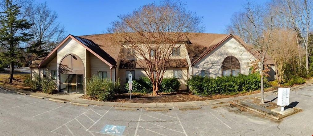 Well-Maintained Office Building in St. Charles Business Corridor