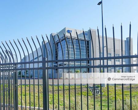 Industrial space for Rent at 2441 14th Street W. in Oakland