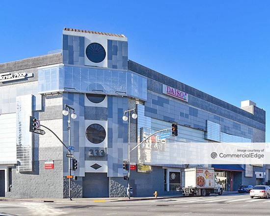 Little Tokyo Shopping Center 333 South Alameda Street Los Angeles Ca Retail Building