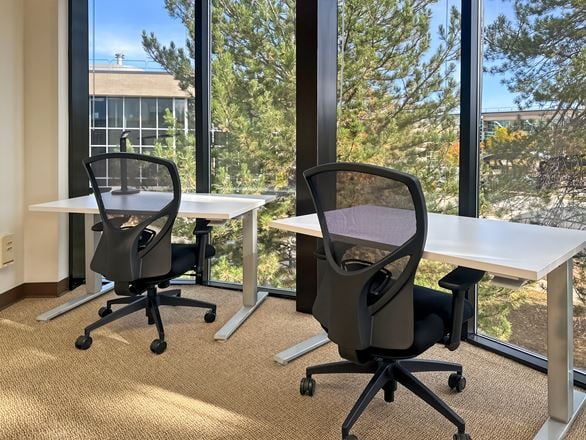 Regus - Boulder - Center Green Dr