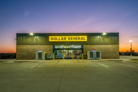 Photo of commercial space at 320 1st St in Glenwood City