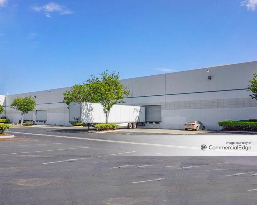 100 Exchange Place, Pomona, CA | Industrial Building