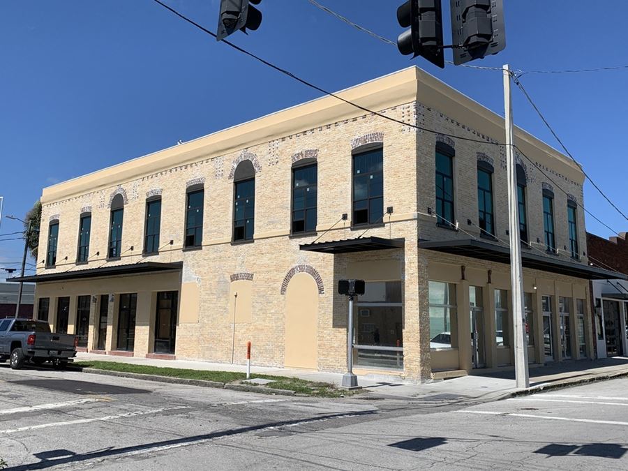 Beautifully Restored West Tampa Office / Retail