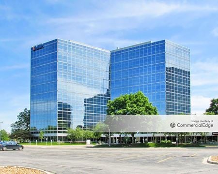Commercial space for Rent at 3 Westbrook Corporate Center in Westchester