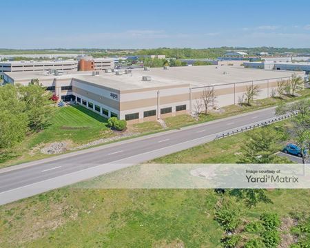 Industrial space for Rent at 1 American Eagle Plaza in Earth City