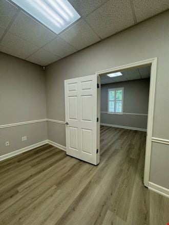 1350 Malabar Rd SE Ste 2