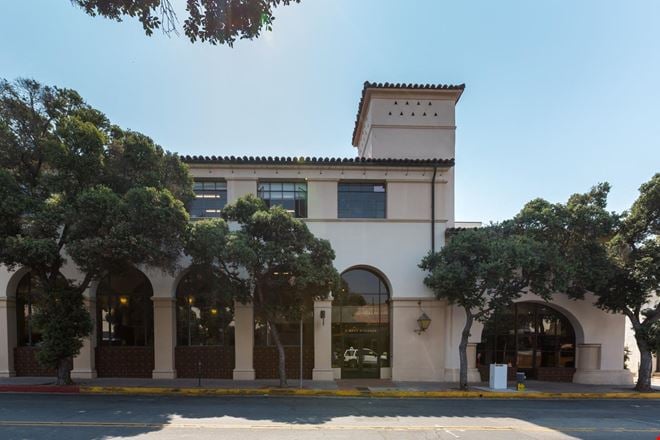 CA, Santa Barbara - Downtown Santa Barbara