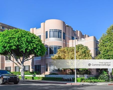 Commercial space for Rent at 150 South Rodeo Drive in Beverly Hills