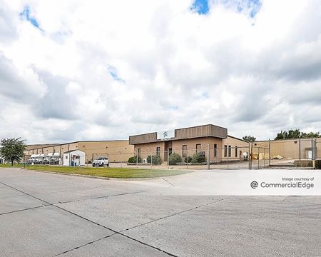 Photo of commercial space at 501 Industrial Blvd in Terrell