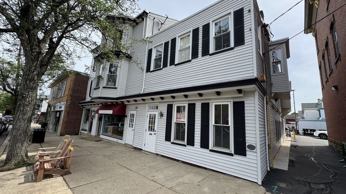 44 Main Street