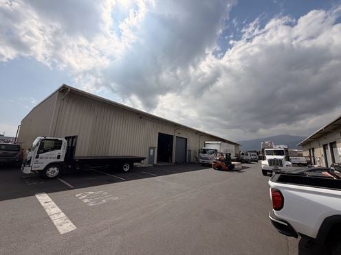 High Capacity M-1 Industrial Warehouse