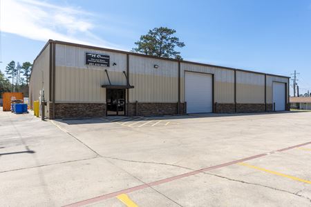 Industrial space for Rent at 11180 Cox Road in Conroe