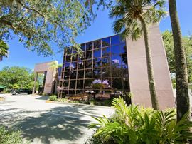 Class A Medical Building Steps from Manatee Memorial