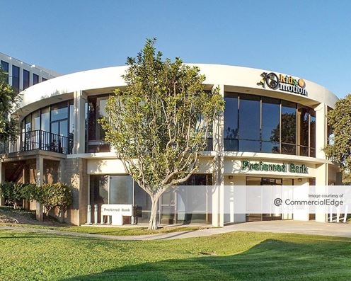 Del Amo Crossing - Pavilions A, B, C & D