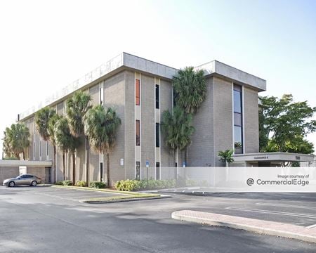 Office space for Rent at 1500 North Dixie Hwy in West Palm Beach