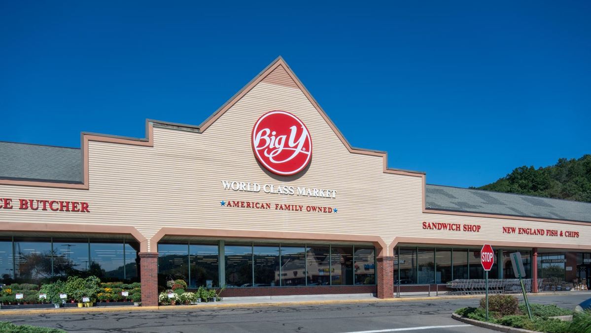 Plainville Shopping Center