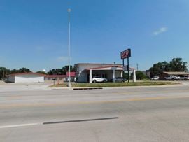 823 NE Hwy 54