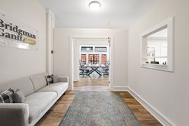 2125 Southend Dr