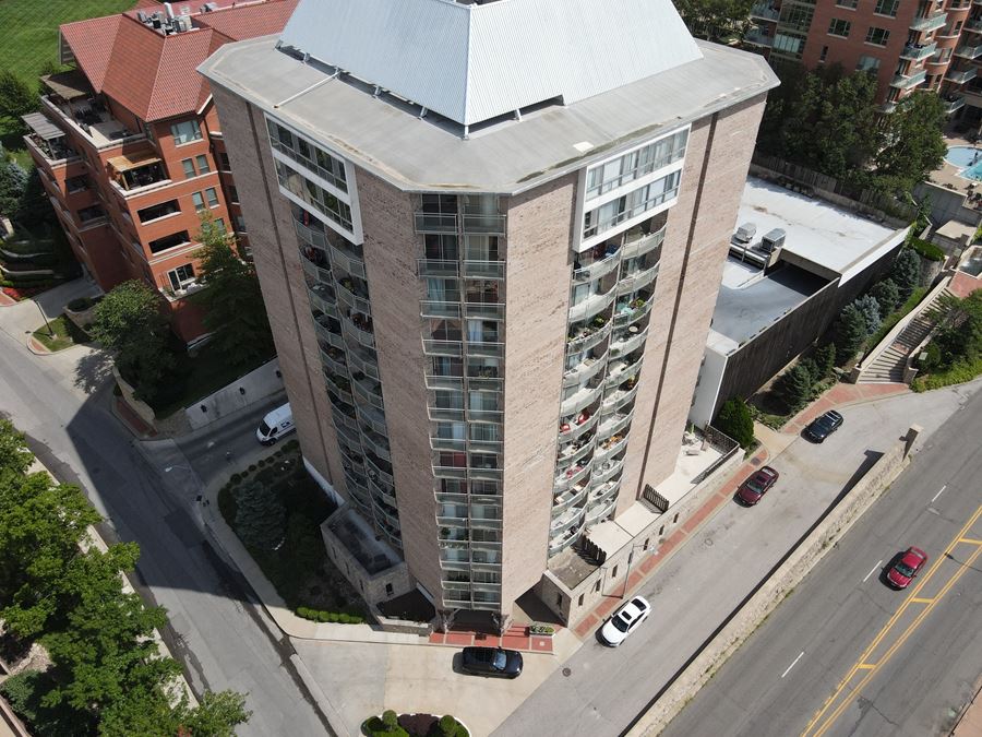 Plaza Point Apartments