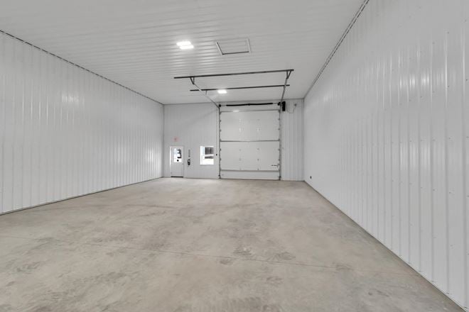 Flex Warehouse & Storage Suites at Eastport