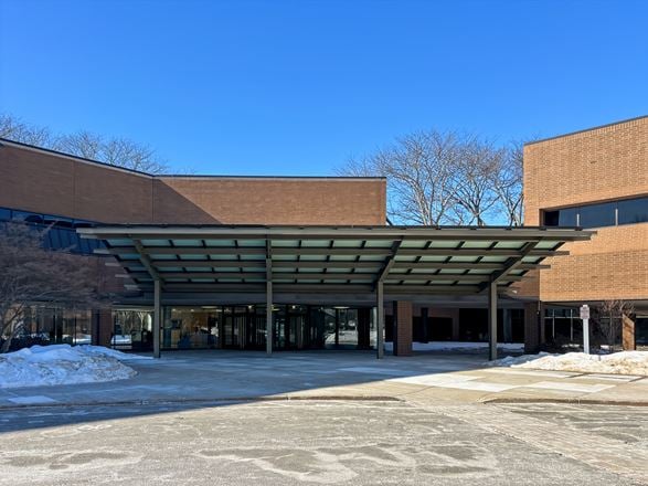 NJ, Piscataway - Knightsbridge