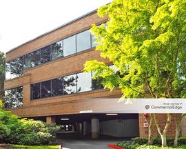 North Creek Office Center - 19515 North Creek Pkwy