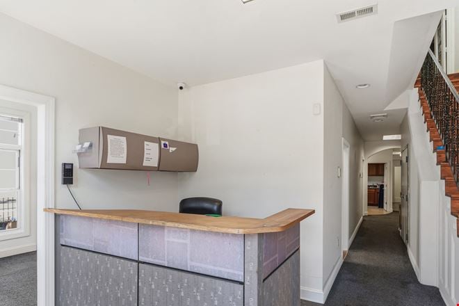 Office Building with Mixed Use Zoning in Washington DC For Sale