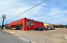 1602 NW 25th St