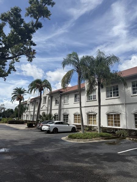 Office space for Rent at 1803 Park Center in Orlando