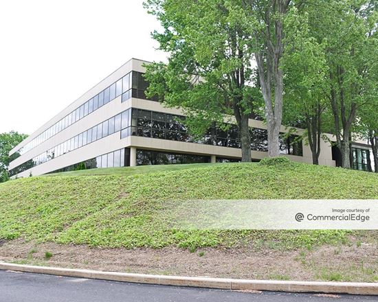 2 Radnor Corporate Center