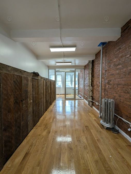 2,500 SF | 27 E 21 Street 6th Floor | Historic Office/Retail Space For Lease