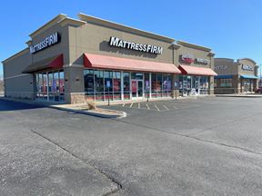 RETAIL CENTER FOR LEASE ON KANSAS EXPRESSWAY
