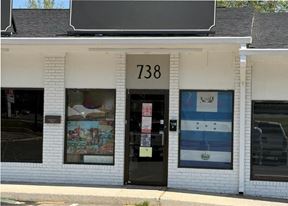 738 Vestavia Plaza