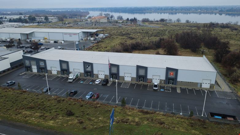 Fowler Retail/Flex Complex