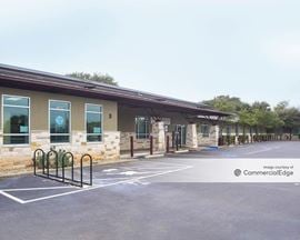 Monterey Oaks - 5508 West US Route 290