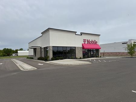 Photo of commercial space at 2751 West Avenue in Rice Lake