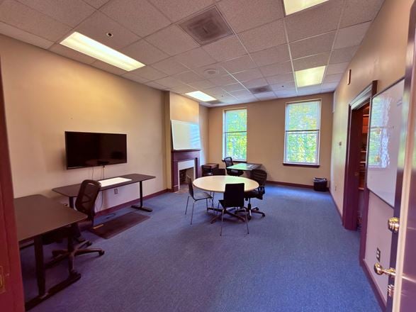 961 Broad St. Executive Office Space
