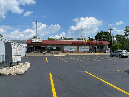 Photo of commercial space at 264-304 N Lafayette St in South Lyon