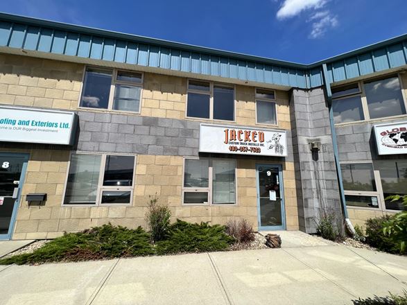 7471 Edgar Industrial Bend - Unit 9