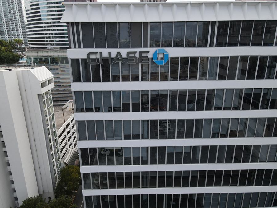 Chase Bank Building | Unit 704
