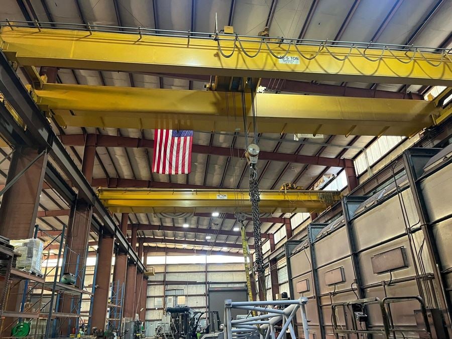 Freestanding Crane Served Warehouse