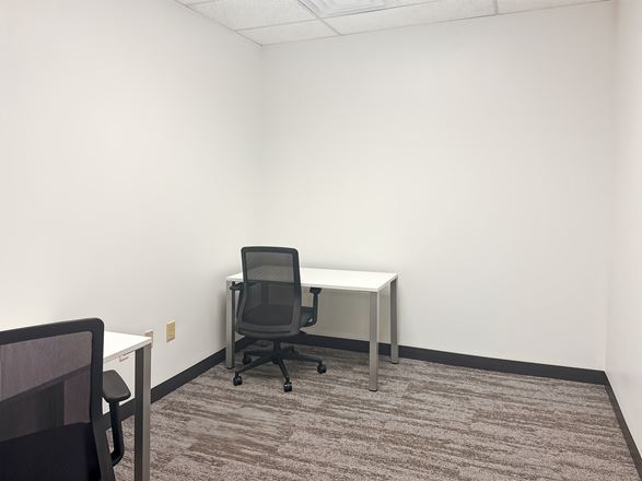 Regus - Lafayette - W Pinhook Rd