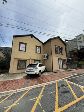106 Earle St