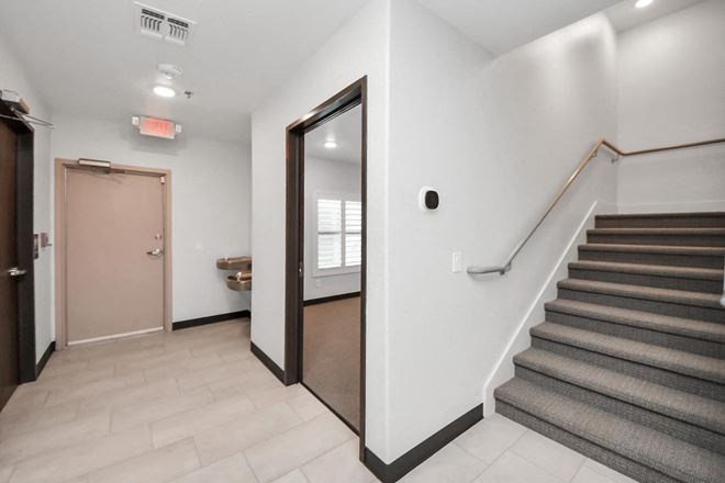 Premier Sugar Land  Office Condo For Sale and/or For Lease