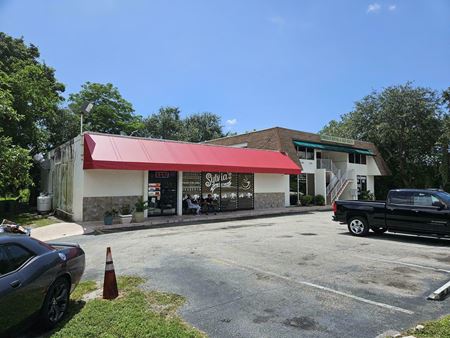 Commercial space for Sale at 3122-3134 North Pine Island Road in Sunrise