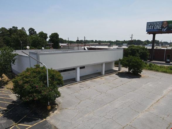 1633 Gordon Highway