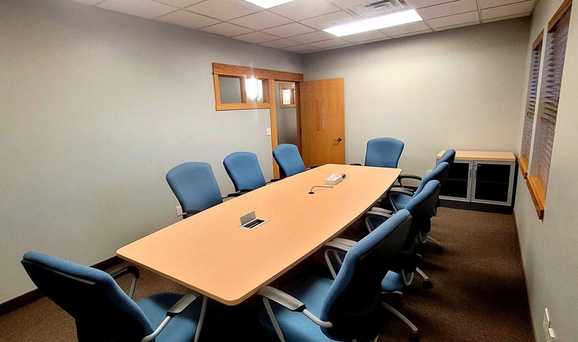 9 Offices Fully Furnished