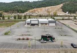 Former Grocery Outlet